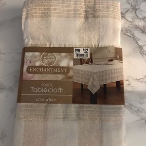 Fabric tablecloth 60 x 84”